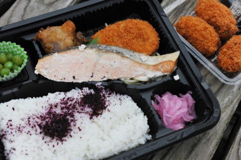 朝食抜きダイエットはお昼のメニュー選びに注意