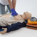仲間同士で学ぶ心肺蘇生法（CPR）トレーニングが有効