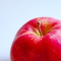 りんごの皮は実よりも抗酸化作用が強かった