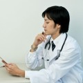 悪性黒色腫とほくろを見分ける