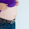 妊婦がダイエットするとお腹の子が肥満になる