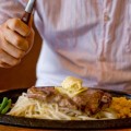 腸内環境改善のためのセルフチェックと美腸体操