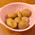 新じゃがレシピ「どったら餅」は茹でてするだけ