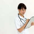 更年期と間違いやすい甲状腺機能亢進症の症状