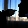 ほほの内側の白い線は顎関節症の新原因「TCH」